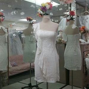 Short bridal dress